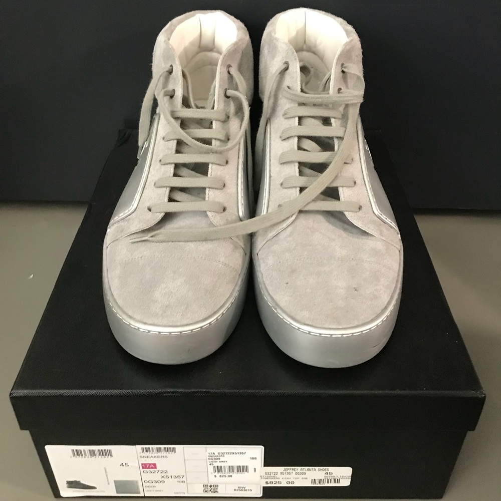 Sneakers